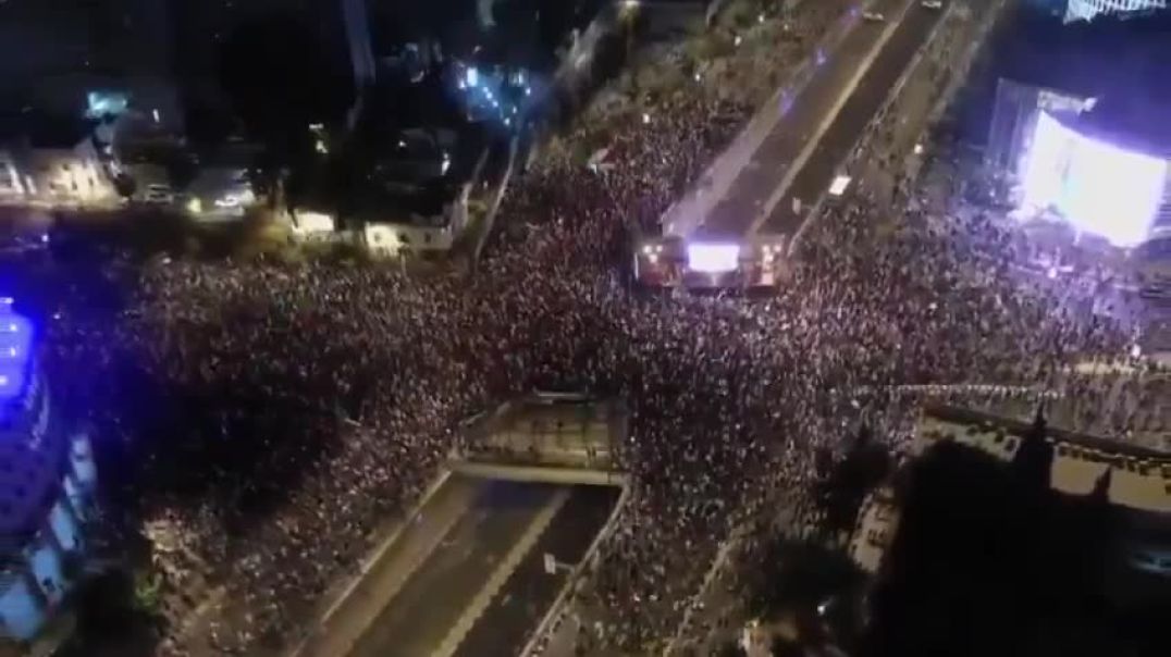 ⁣Tens of Thousands rally across Israel against Netanyahu's gov't.